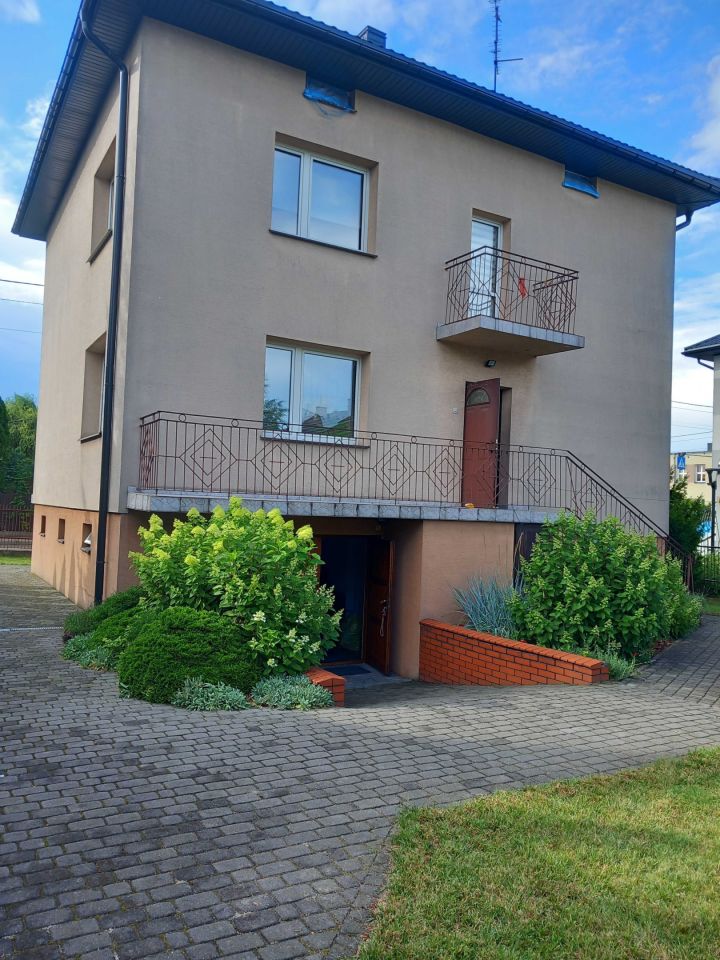dom wolnostojący Międzyrzec Podlaski, ul. Przechodnia. Zdjęcie 1