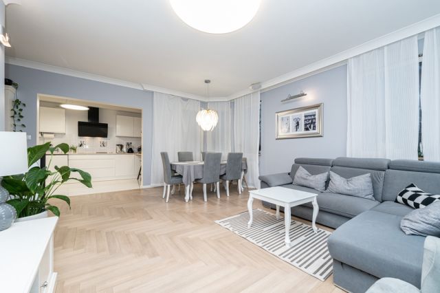 Mieszkanie 3-pokojowe Warszawa Ursynów, ul. Puławska. Zdjęcie 2