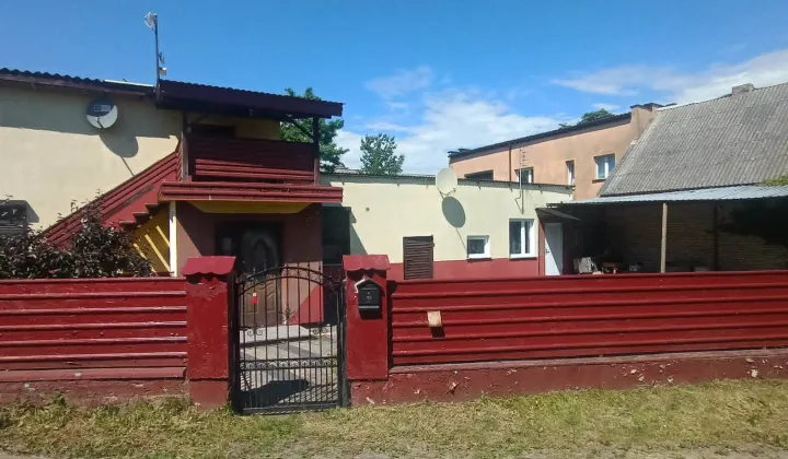 dom wolnostojący, 4 pokoje Rożniatów