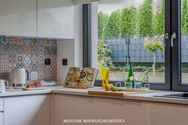 dom wolnostojący, 5 pokoi Tarnowskie Góry, ul. Bukowa. Zdjęcie 6