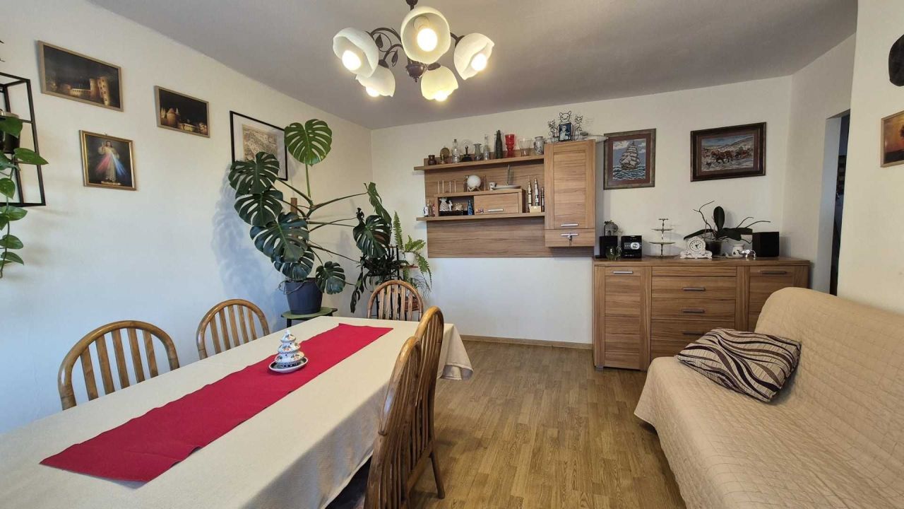 Mieszkanie 3-pokojowe Dąbrowa Górnicza Gołonóg, al. Józefa Piłsudskiego. Zdjęcie 4