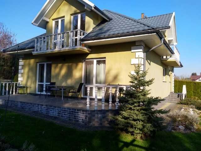 dom wolnostojący, 6 pokoi Widna Góra, ul. Widokowa. Zdjęcie 1