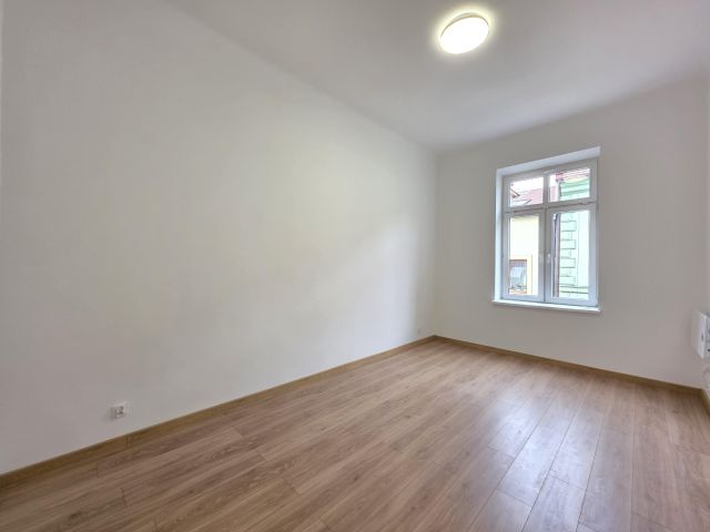 Mieszkanie 3-pokojowe Skawina Stare Miasto, ul. Żwirki i Wigury. Zdjęcie 4