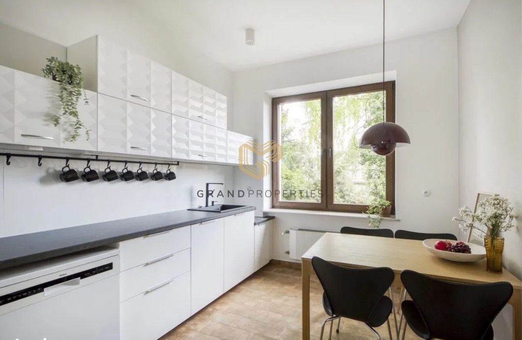 dom szeregowy, 10 pokoi Warszawa Praga-Południe. Zdjęcie 8