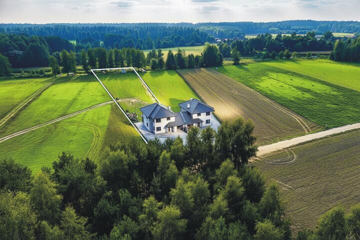 dom wolnostojący, 5 pokoi Makosieje. Zdjęcie 1