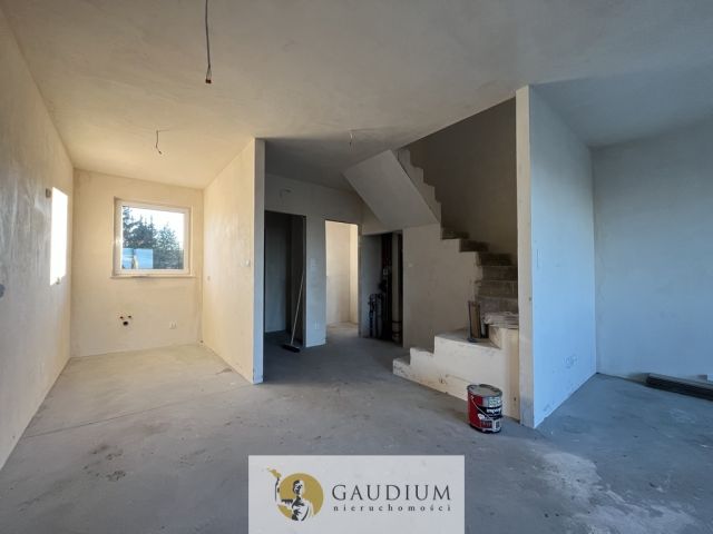 bliźniak, 4 pokoje Nicponia. Zdjęcie 4