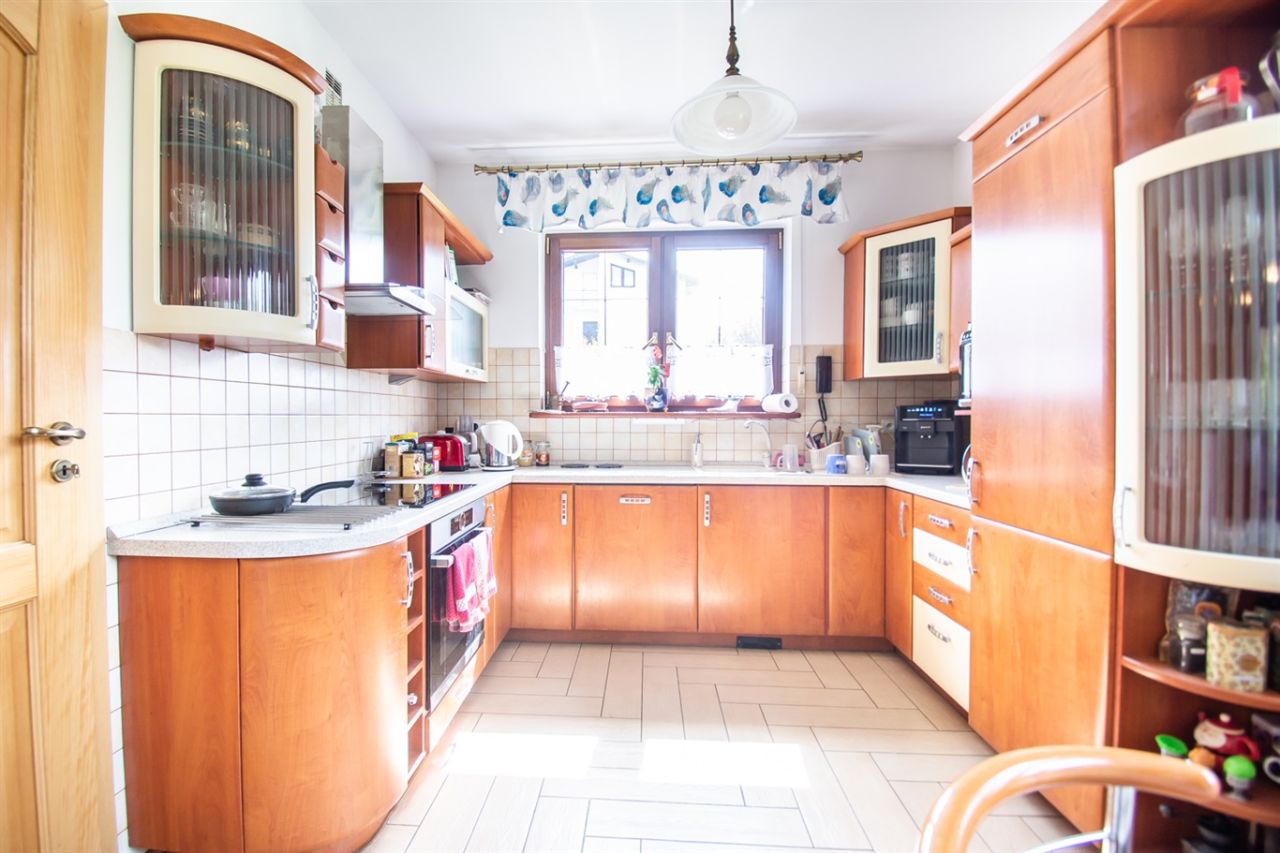 dom wolnostojący, 5 pokoi Chybie, ul. Spokojna. Zdjęcie 10