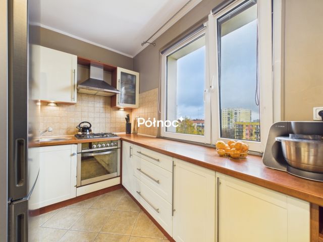 Mieszkanie 3-pokojowe Głogów Kopernik, ul. Kosmonautów Polskich. Zdjęcie 16