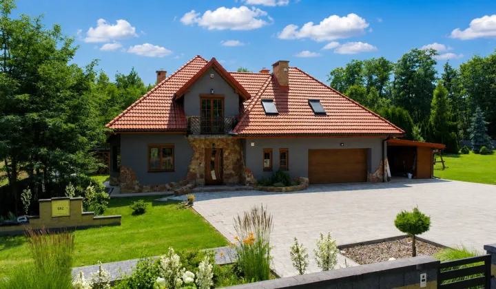 dom wolnostojący, 8 pokoi Głogów Małopolski, ul. Spacerowa