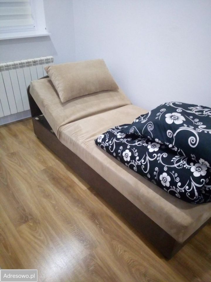 dom wolnostojący, 7 pokoi Kobylin, ul. 3 Maja. Zdjęcie 16