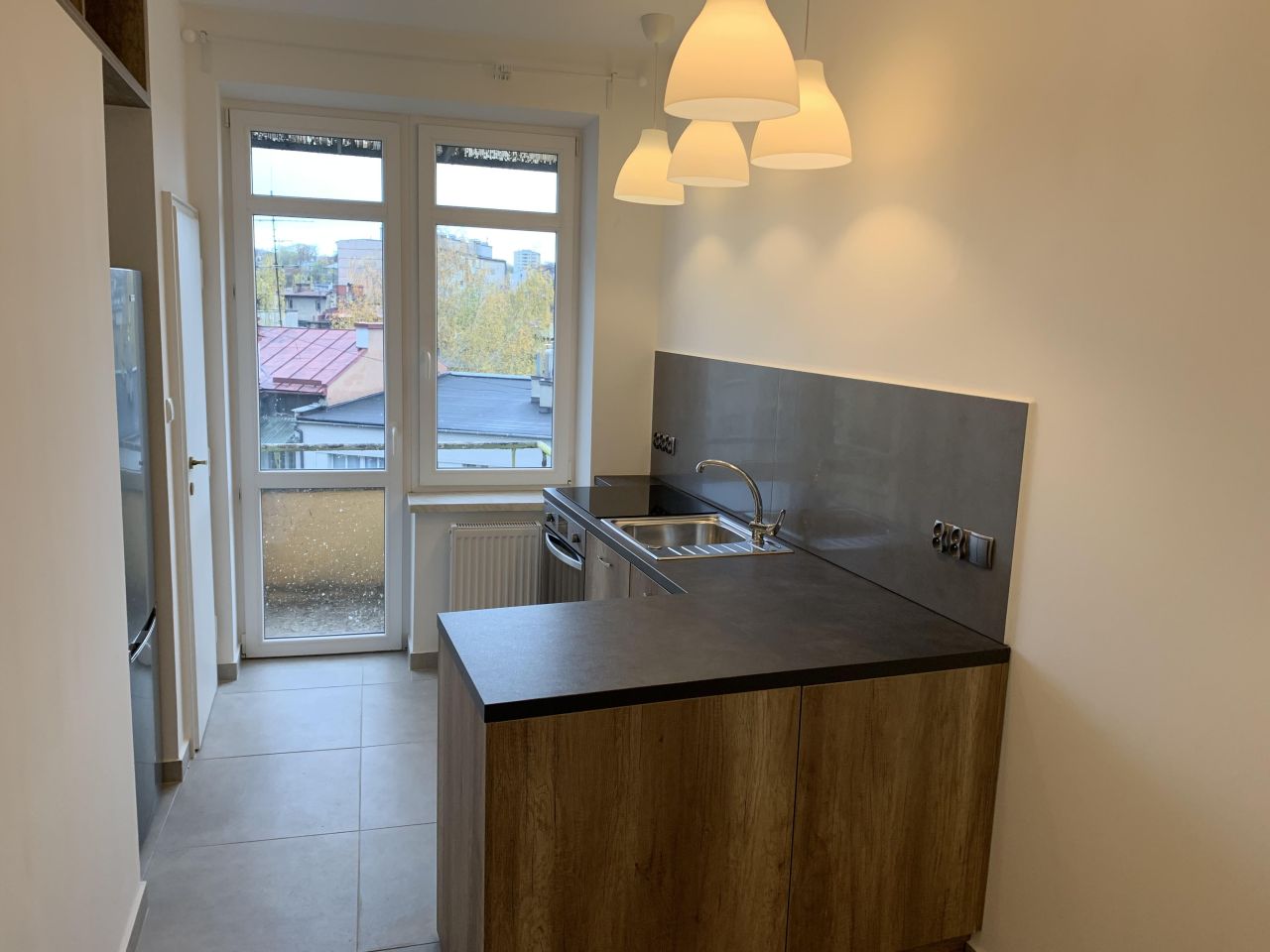 Mieszkanie 2-pokojowe Bielsko-Biała Śródmieście, ul. Bohaterów Warszawy. Zdjęcie 4