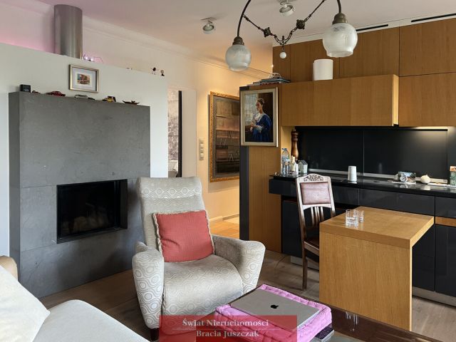 Mieszkanie 3-pokojowe Wrocław Sępolno. Zdjęcie 4