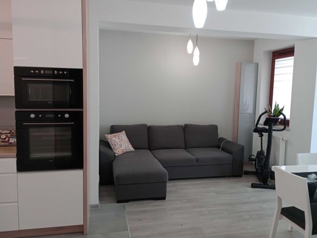 Mieszkanie 3-pokojowe Kraków Mistrzejowice, ul. Reduta. Zdjęcie 1