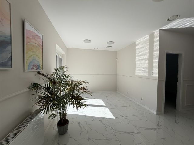 Lokal Katowice, ul. Rzepakowa. Zdjęcie 10