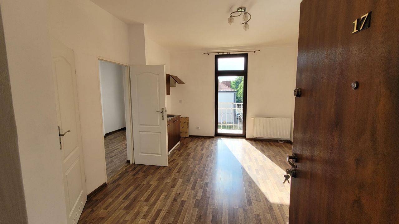 Mieszkanie 2-pokojowe Piekary Śląskie Brzeziny Śląskie, ul. Józefa Poniatowskiego. Zdjęcie 1