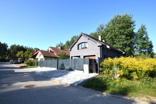 dom wolnostojący, 6 pokoi Olsztyn Gutkowo, ul. Kiemliczów. Zdjęcie 2