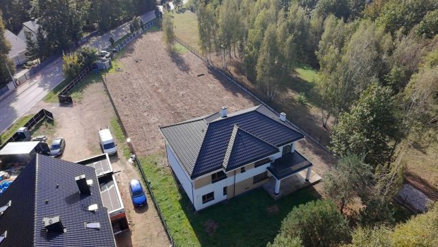 dom wolnostojący, 5 pokoi Złotokłos. Zdjęcie 27