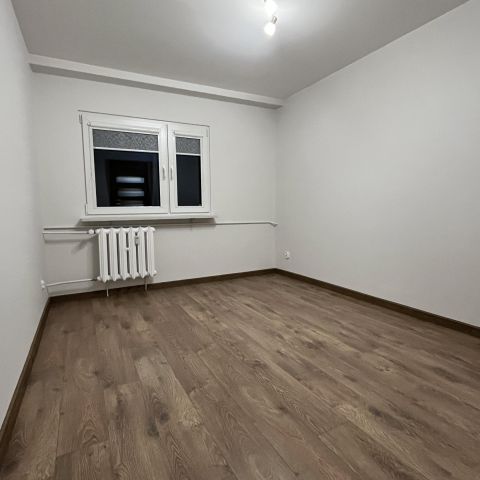 Mieszkanie 3-pokojowe Oleśnica Centrum, ul. Ignacego Daszyńskiego. Zdjęcie 3