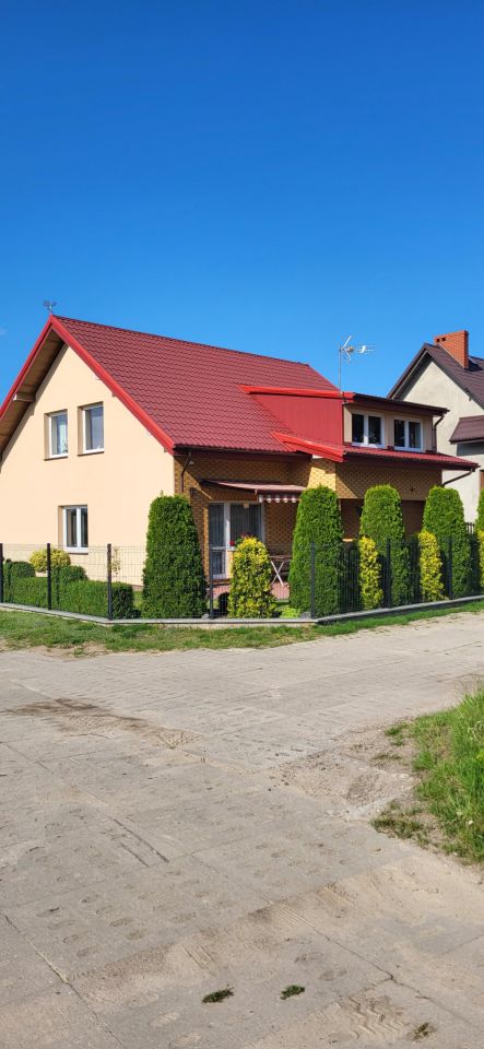 dom wolnostojący, 5 pokoi Robakowo, ul. Leśna. Zdjęcie 1