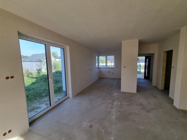 bliźniak, 5 pokoi Kazimierów, ul. Truskawkowa. Zdjęcie 4