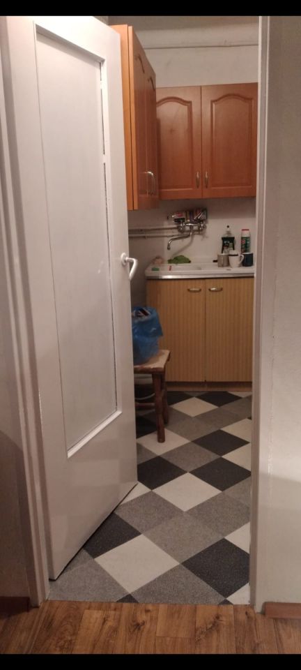 Mieszkanie 1-pokojowe Ostrowiec Świętokrzyski, Osiedle Słoneczne. Zdjęcie 3