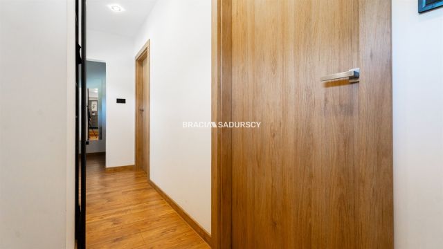 dom wolnostojący, 5 pokoi Skawica. Zdjęcie 26