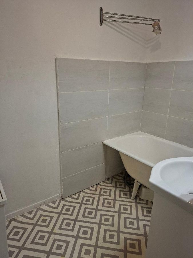 Mieszkanie 3-pokojowe Łódź Retkinia, ul. Armii Krajowej. Zdjęcie 3