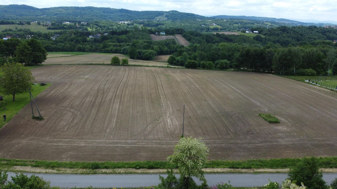 Działka budowlana Tłuczań, ul. Dworska. Zdjęcie 2