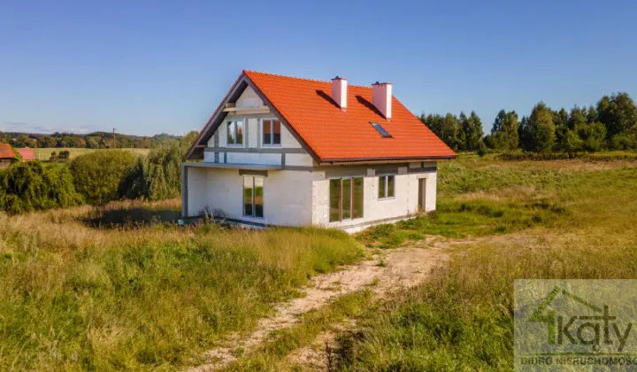 dom wolnostojący, 6 pokoi Pęglity