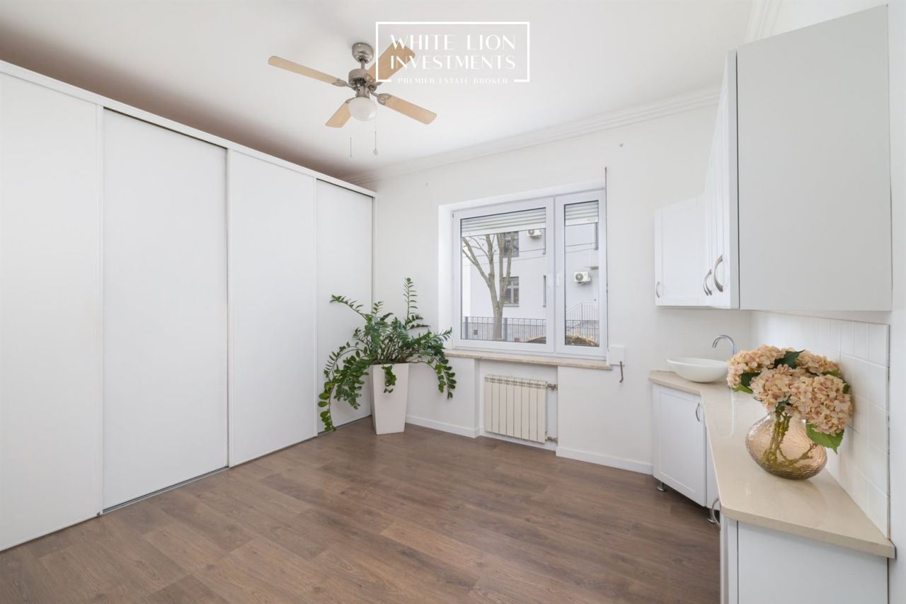 Mieszkanie 4-pokojowe Warszawa Włochy, ul. Słowicza