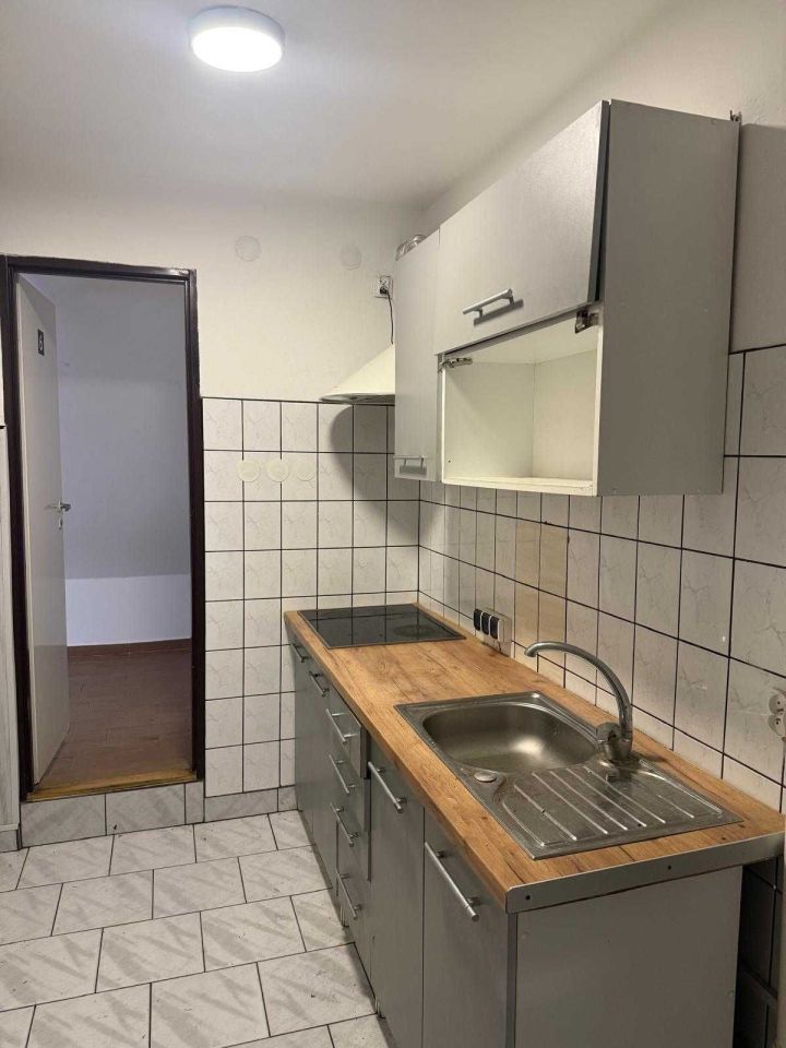 Mieszkanie 6-pokojowe Jodłówka. Zdjęcie 2