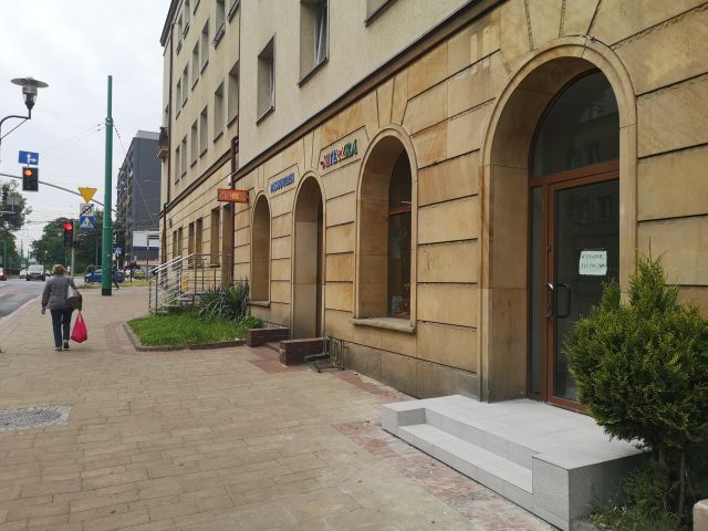 Lokal Tychy Centrum, ul. Ojca Innocentego Bocheńskiego. Zdjęcie 1