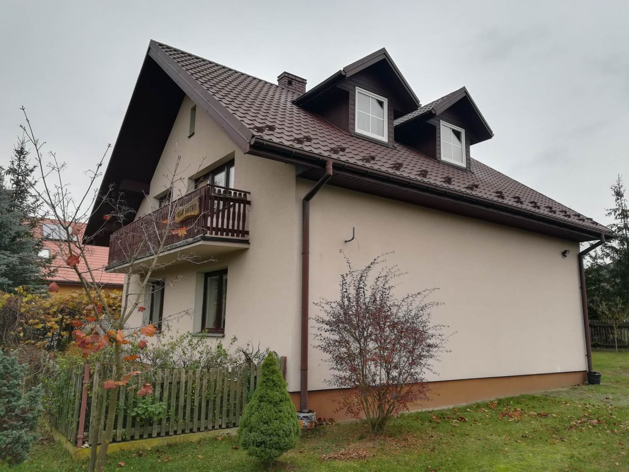 dom wolnostojący, 5 pokoi Nowa Huta Łapigrosz. Zdjęcie 3