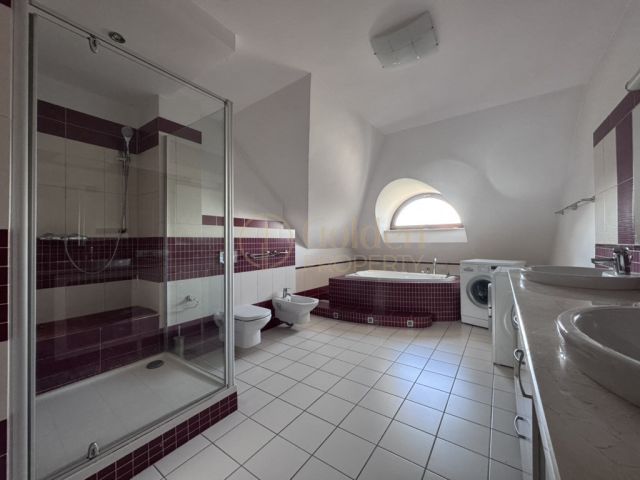 dom wolnostojący, 7 pokoi Chwaszczyno, ul. Wąska. Zdjęcie 19