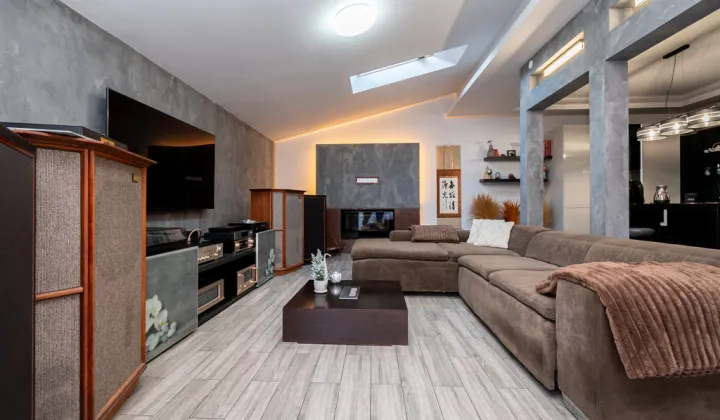 dom wolnostojący, 4 pokoje Szałe