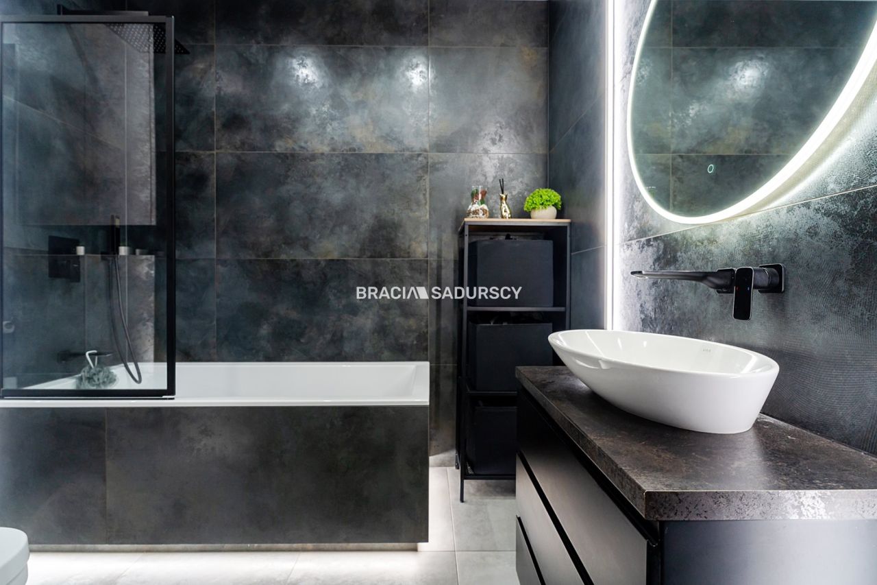 Mieszkanie 4-pokojowe Wieliczka, ul. Sadowa. Zdjęcie 8