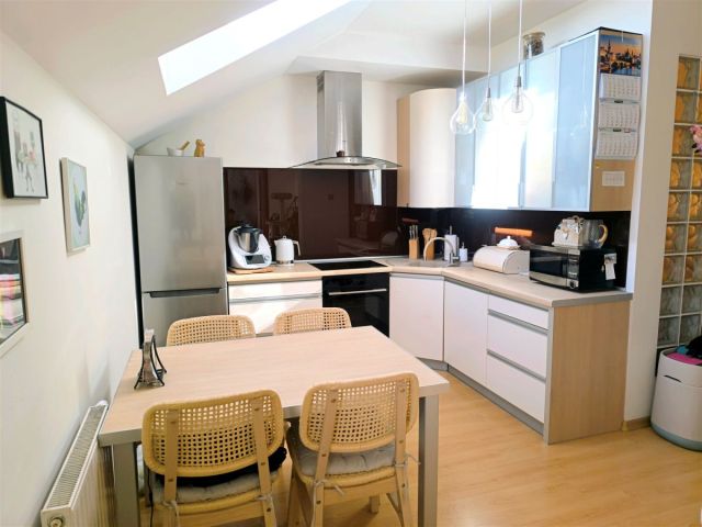 Mieszkanie 3-pokojowe Pabianice. Zdjęcie 1