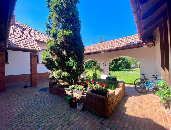 dom wolnostojący, 21 pokoi Milanówek. Zdjęcie 15