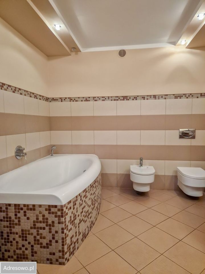 dom szeregowy, 6 pokoi Płock Podolszyce, ul. Andrzeja Drętkiewicza. Zdjęcie 4