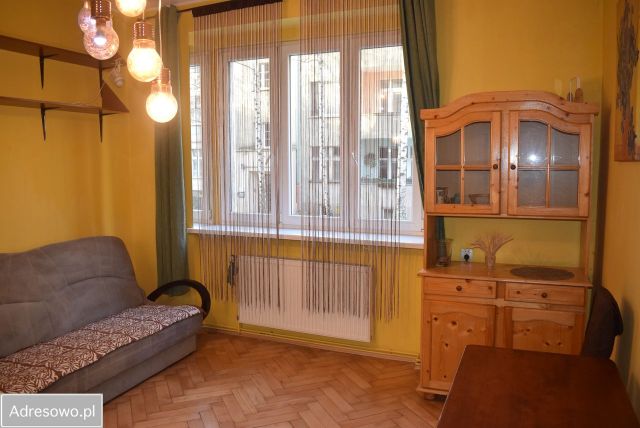 Mieszkanie 2-pokojowe Wrocław Śródmieście, ul. Wilhelma Roentgena. Zdjęcie 1