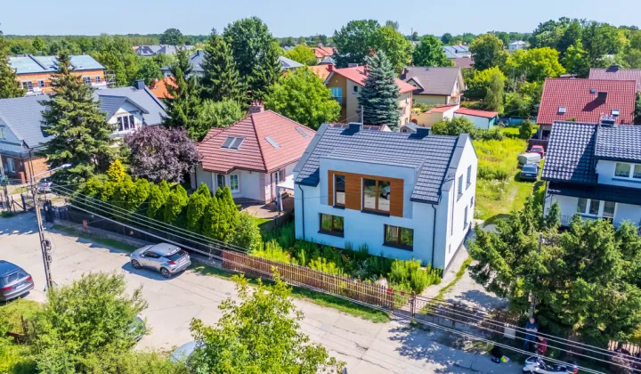 dom wolnostojący, 7 pokoi Kobyłka, ul. Leszka