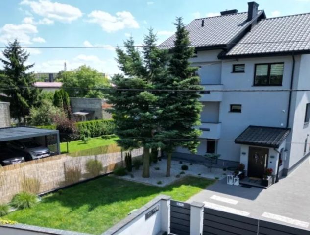 dom wolnostojący, 8 pokoi Końskie, ul. Gimnazjalna. Zdjęcie 1