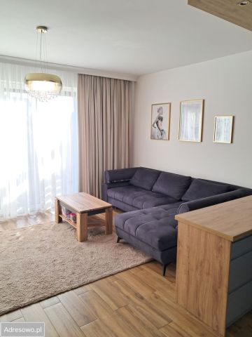 dom szeregowy, 4 pokoje Legnica Bielany, ul. Henryka Karlińskiego. Zdjęcie 1