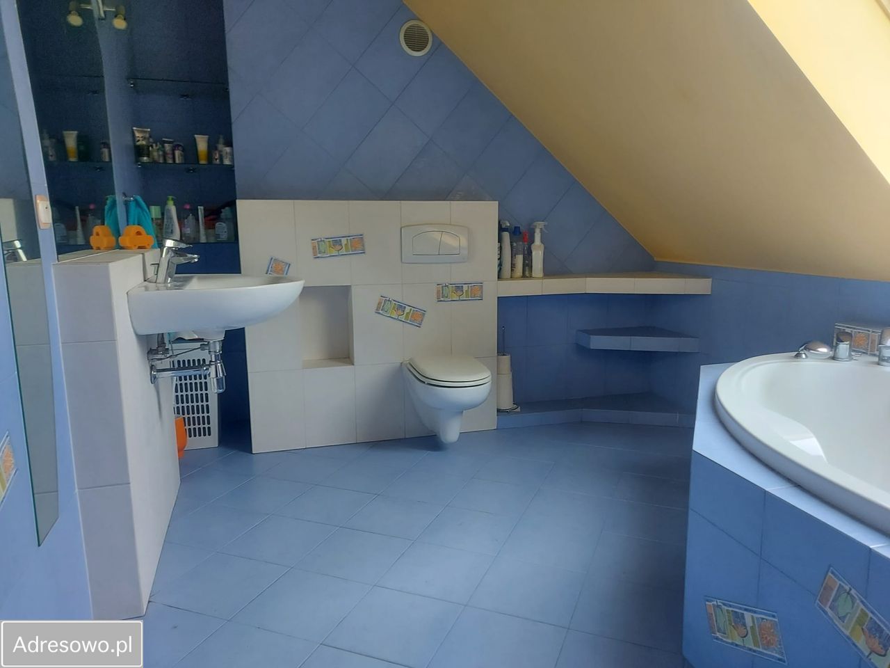 dom wolnostojący, 5 pokoi Wilcze. Zdjęcie 3