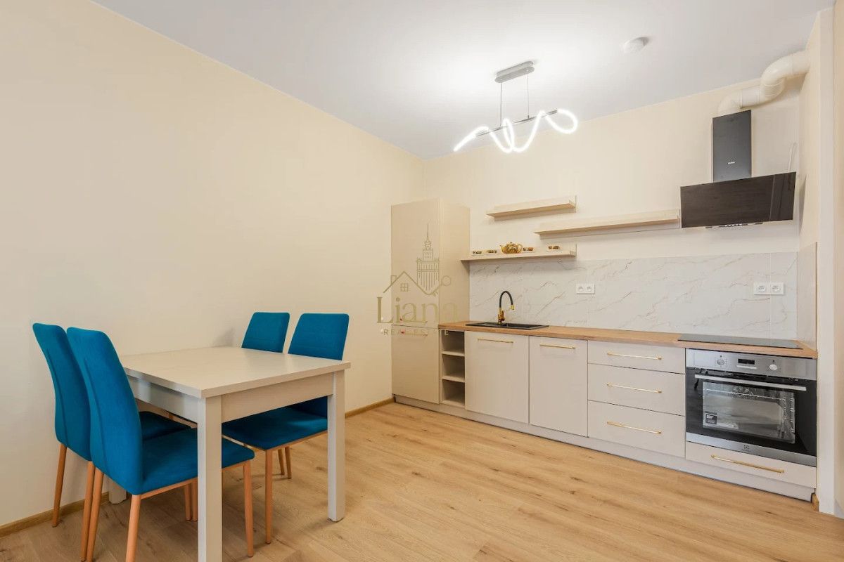 Mieszkanie 1-pokojowe Warszawa Włochy, al. Krakowska. Zdjęcie 2