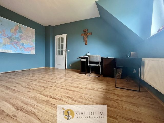 dom wolnostojący, 7 pokoi Bytonia, os. Zielone. Zdjęcie 21