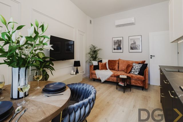 Mieszkanie 4-pokojowe Kraków Kazimierz, pl. Nowy. Zdjęcie 2