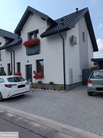 bliźniak, 4 pokoje Zaczernie. Zdjęcie 1