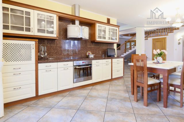 dom wolnostojący, 8 pokoi Koźmin. Zdjęcie 10