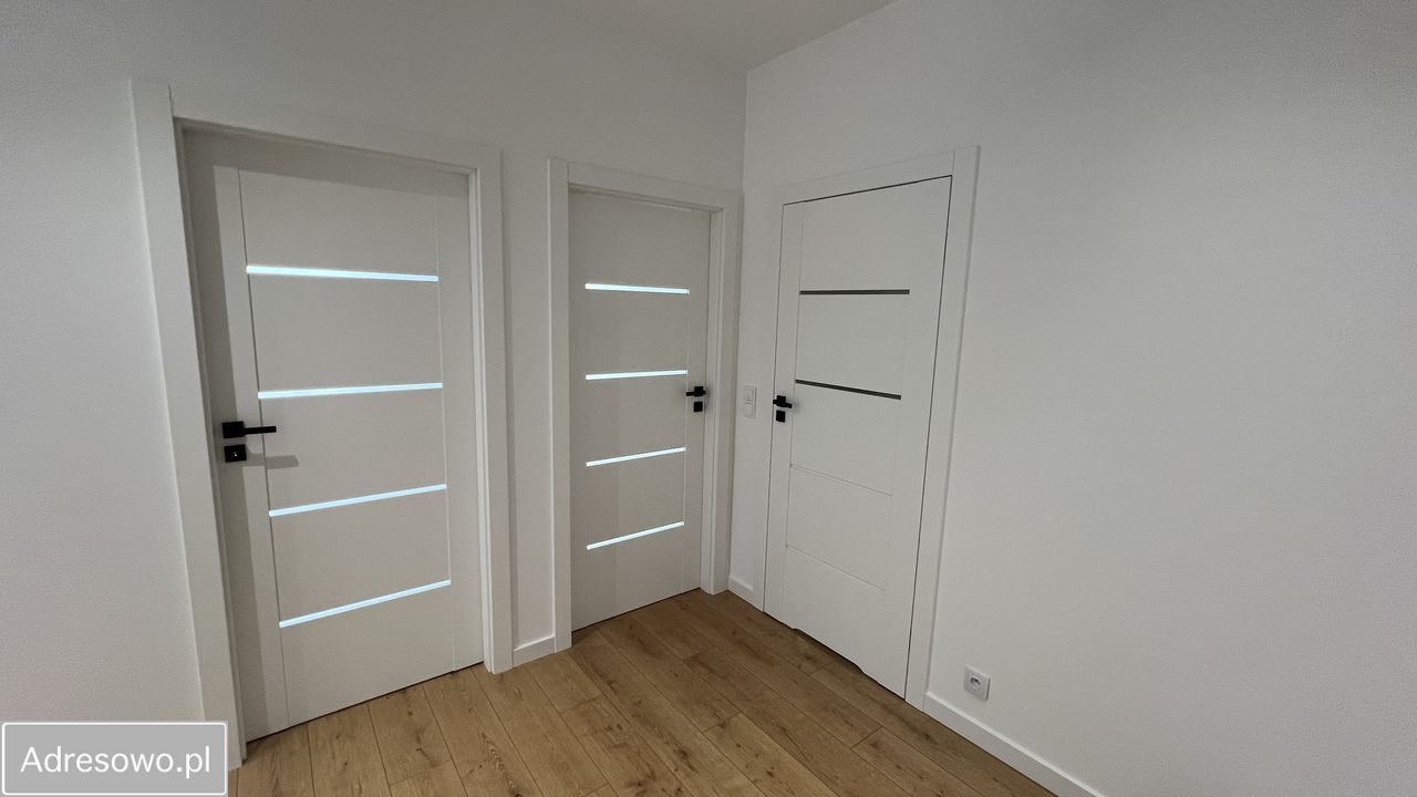 Mieszkanie 3-pokojowe Warszawa Włochy, ul. Równoległa. Zdjęcie 9